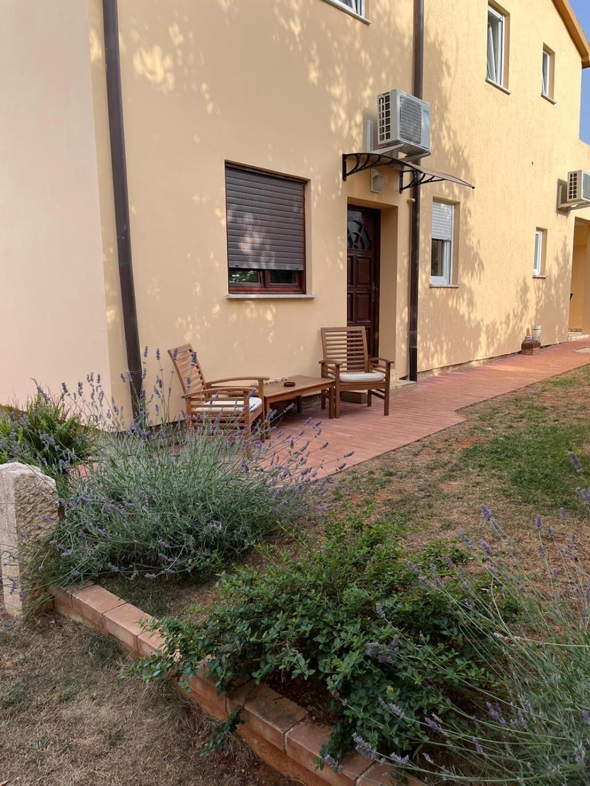 Studio apartman SAN 3 Ližnjan Cameră foto